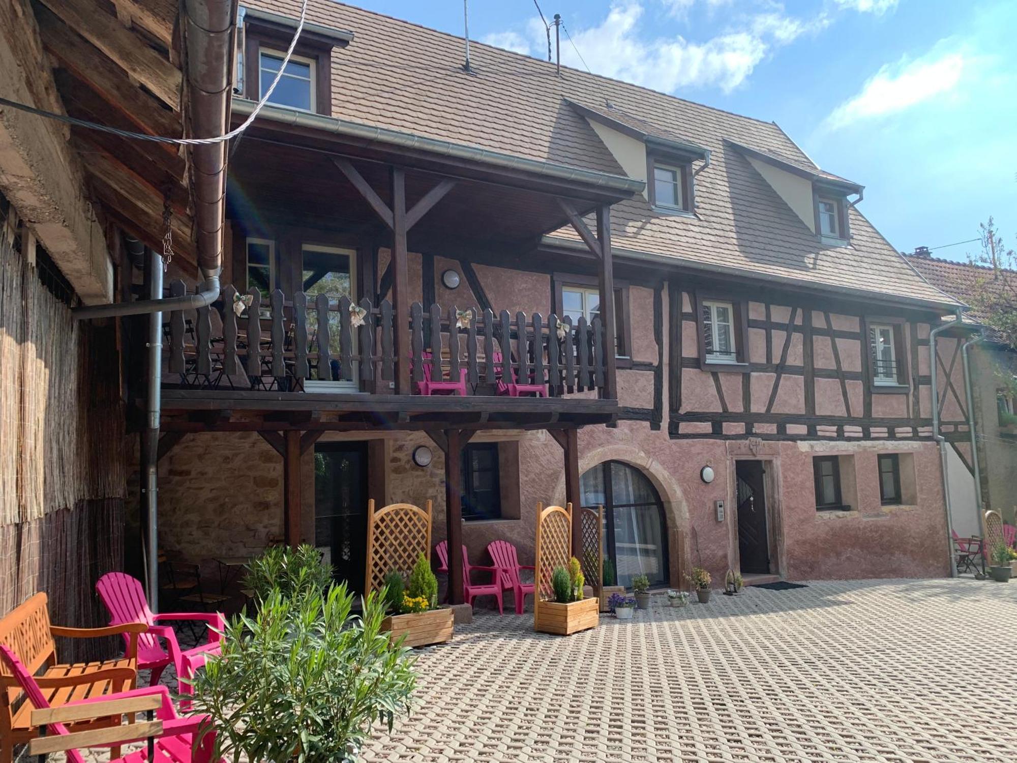 Le Clocher " Sous Les Combles" Parking Gratuit Бебленхайм Экстерьер фото